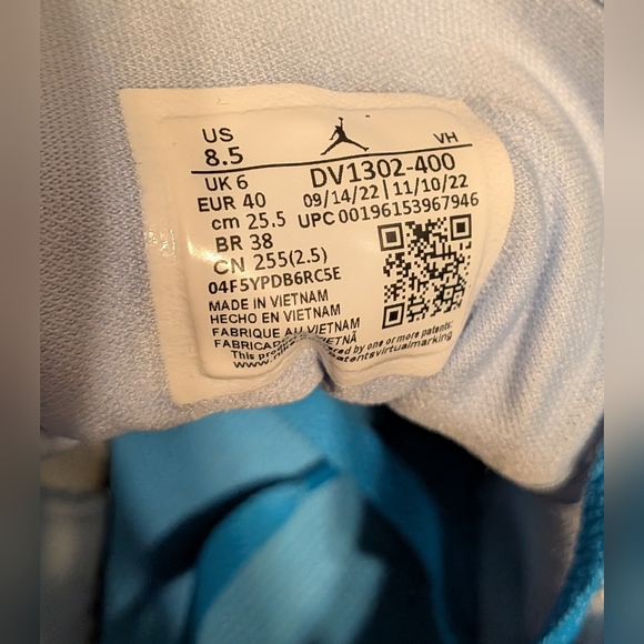 Women's Nike Air Jordan 1 Mid SE Ice Blue Size 8.5 - Picture 5 of 6